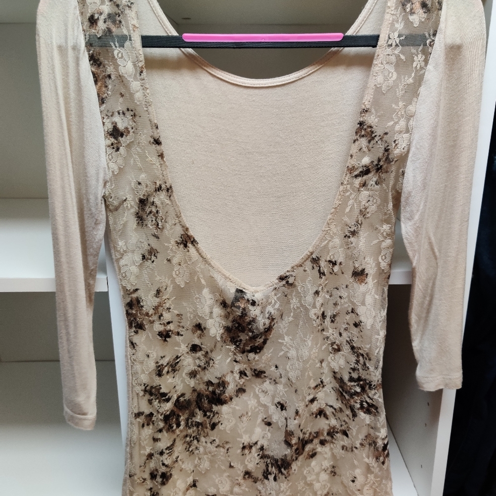 BKE Brand Buckle Beige with Gold and Black Lace